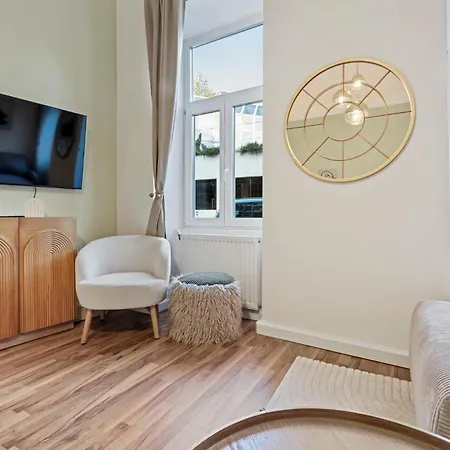 Cozy City Apartment - 15 Min To City-Centre - Contactless 24H Check-In Viena Exterior foto