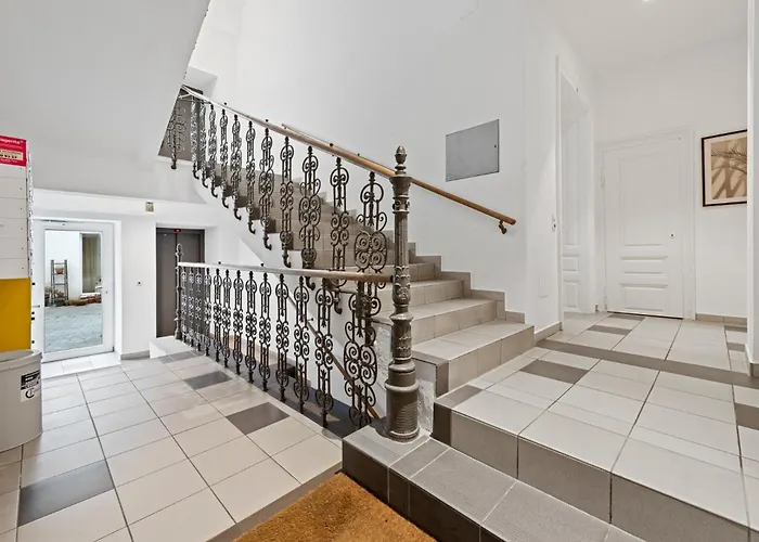 Cozy City Apartment - 15 Min To City-Centre - Contactless 24H Check-In