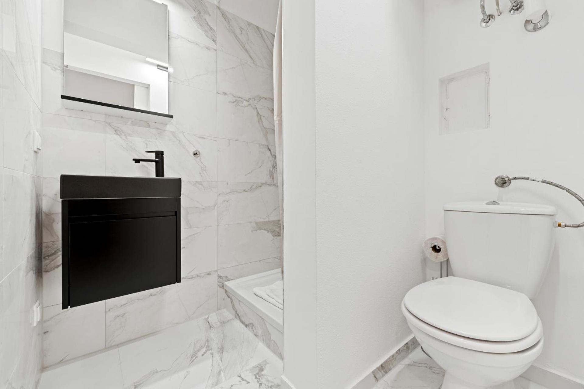 Apartamento Cozy - 15 Min To City-centre - Contactless 24h Check-in