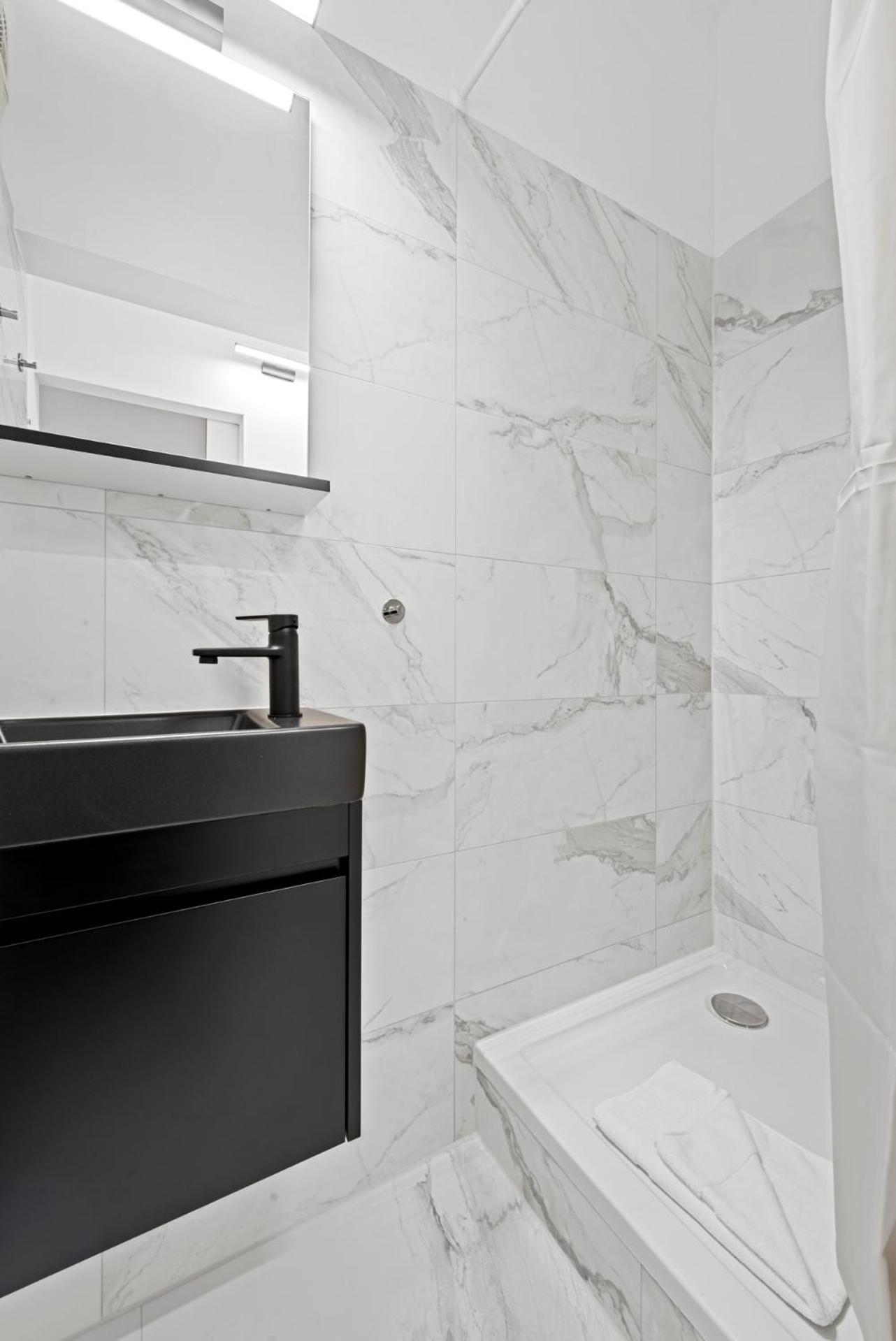 Cozy - 15 Min To City-centre - Contactless 24h Check-in Apartamento
